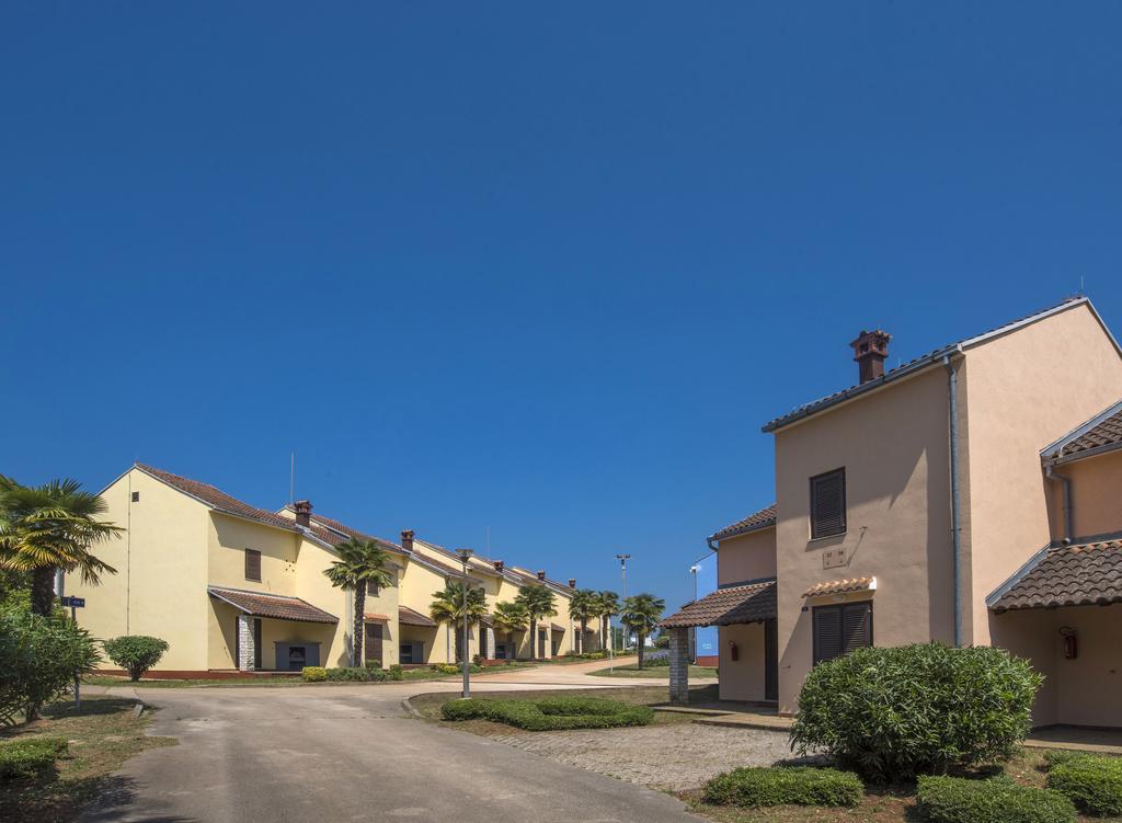 Apartments Savudrija Plava Laguna ウマグ エクステリア 写真