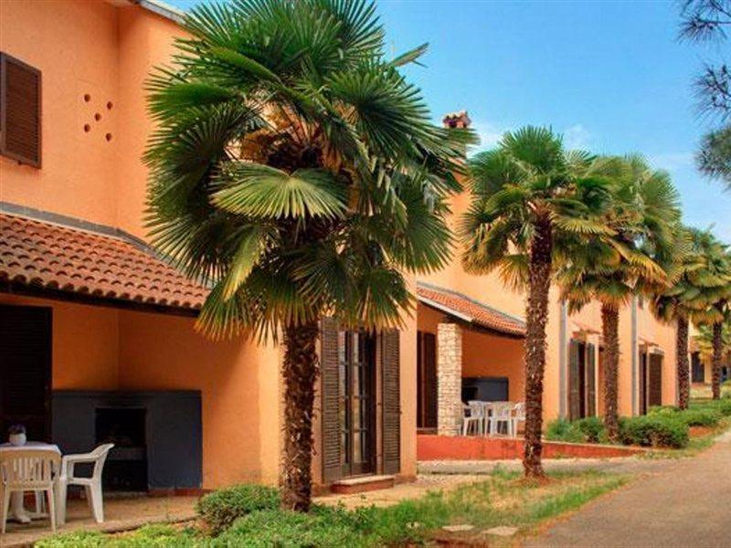 Apartments Savudrija Plava Laguna ウマグ エクステリア 写真